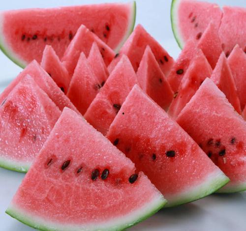 夏天吃瓜的正确,吃瓜的正确姿势与技巧