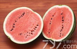 孩子吃瓜不吐籽