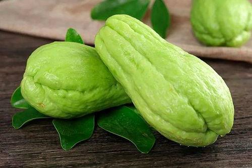 奥特曼吃佛手瓜